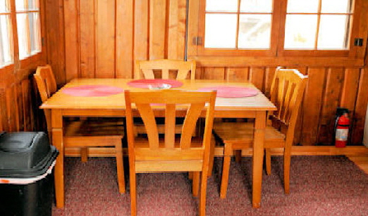 Cabin 3 Dining Area
