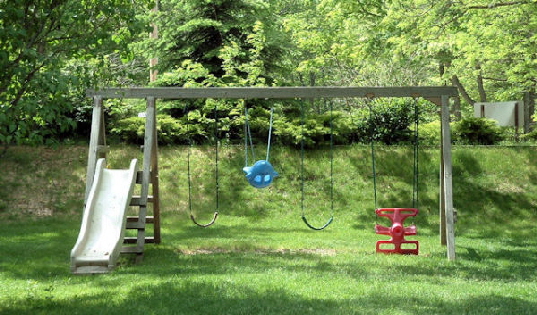 Clear Lake Resort Swing Set
