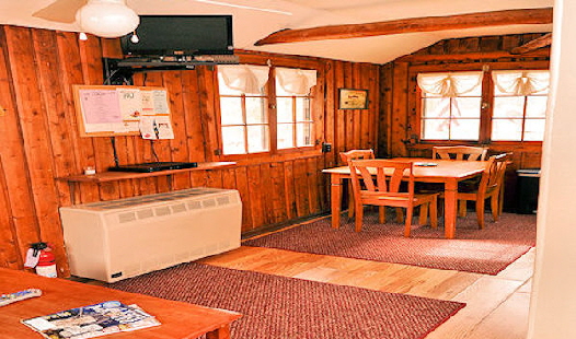 Cabin 4 Living Room